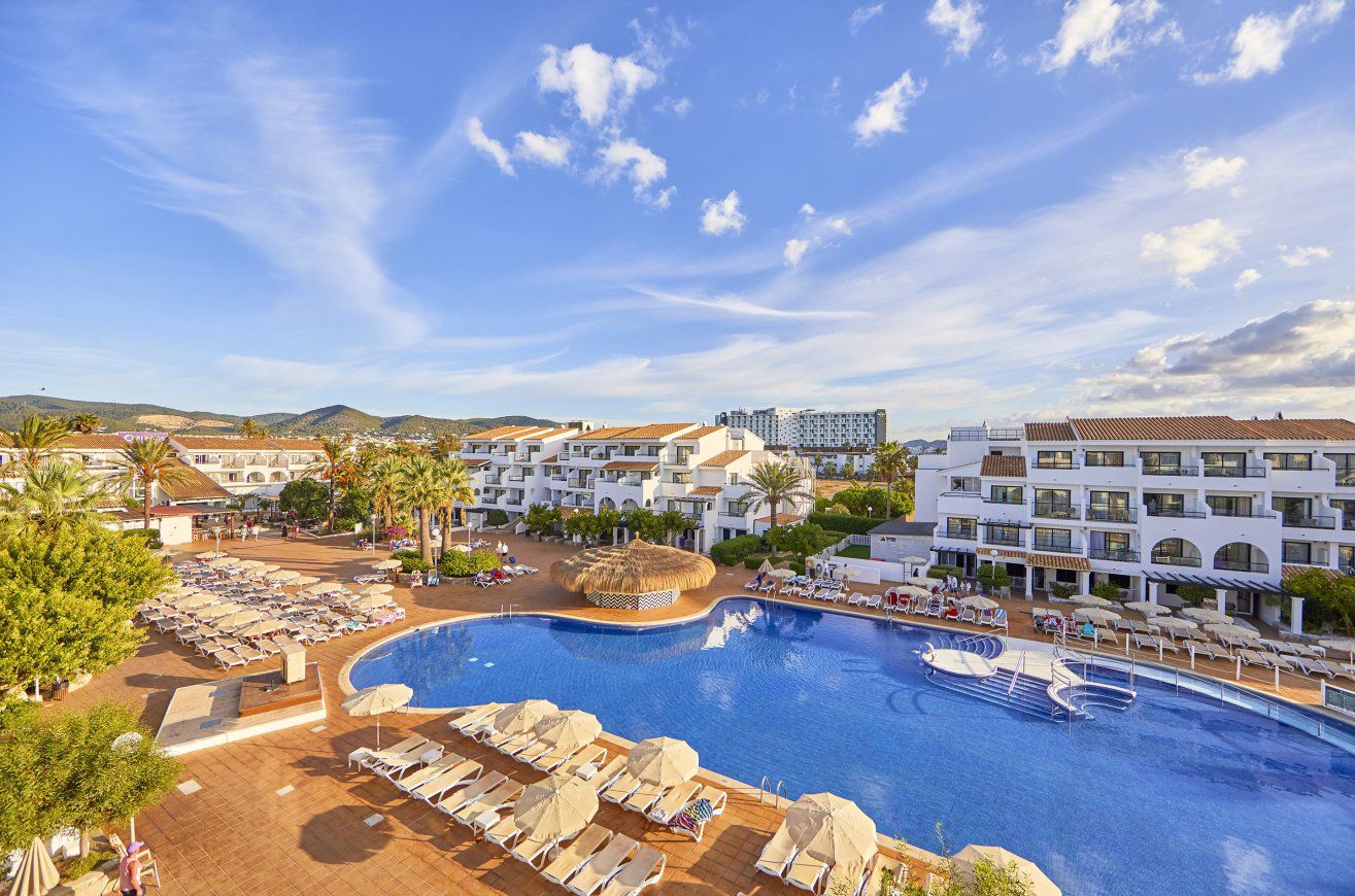 FERGUS Style Bahamas Playa Den Bossa 4 sterren