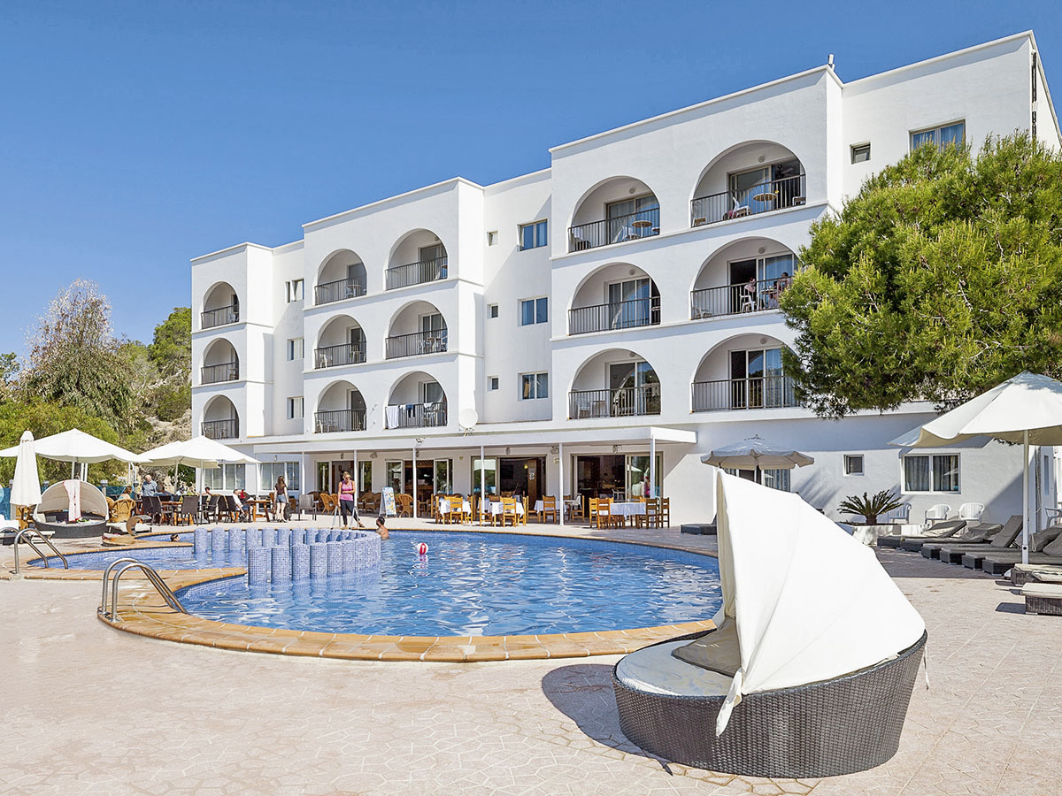 Aparthotel Puerto Cala Vadella San Jose 3 sterren