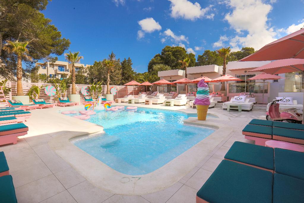 Wi-Ki-Woo Boutique Aparthotel San Antonio de Portmany 2 sterren